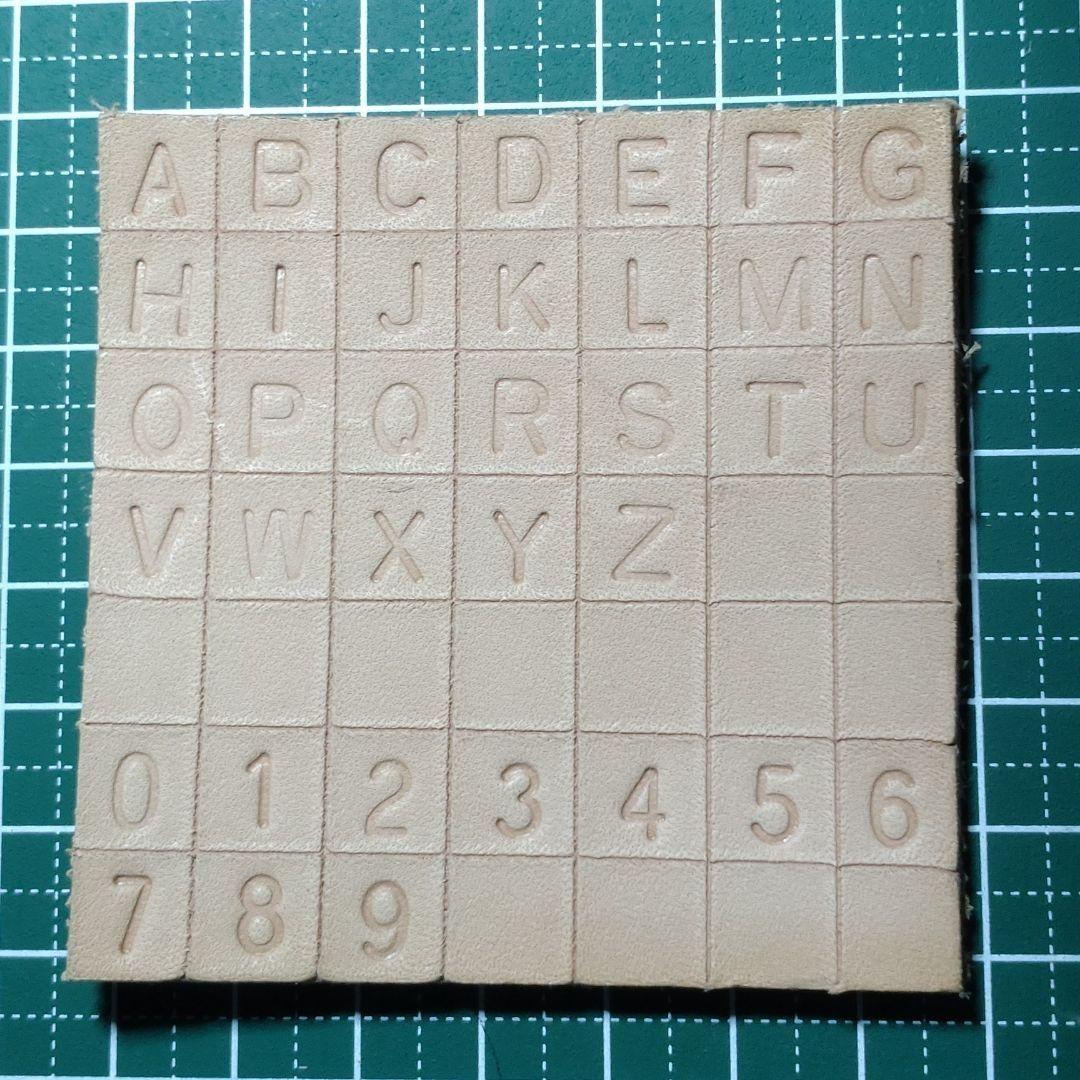 革タグキーホルダー