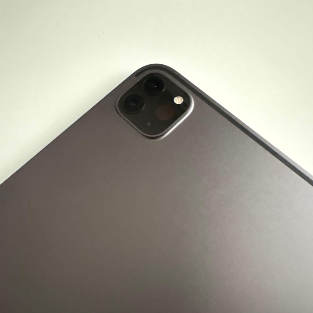 iPad pro 128GB 11インチ　第二世代