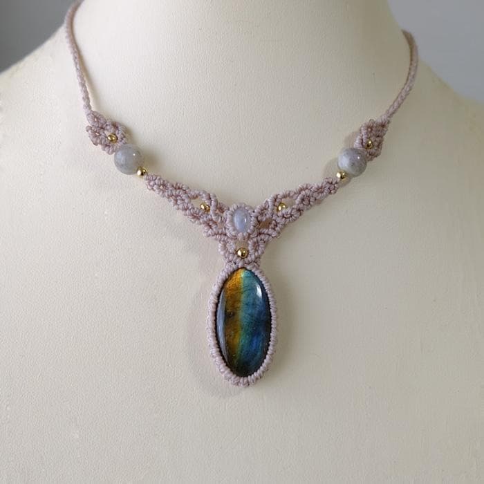 ラブラドライト・ムーンストーン マクラメ編みチョーカーネックレス 3440