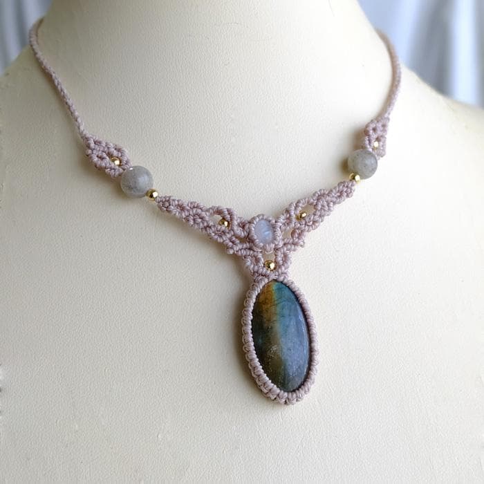 ラブラドライト・ムーンストーン マクラメ編みチョーカーネックレス 3440