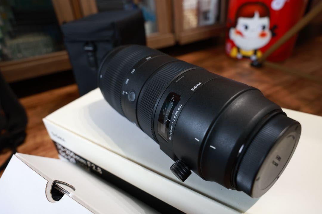 SIGMA 70-200mm F2.8 DG OS HSM EFマウント