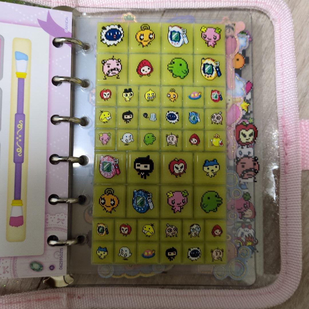 【全て正規品シール】たまごっち　シール帳完成品　キーホルダー付き　計15ページ