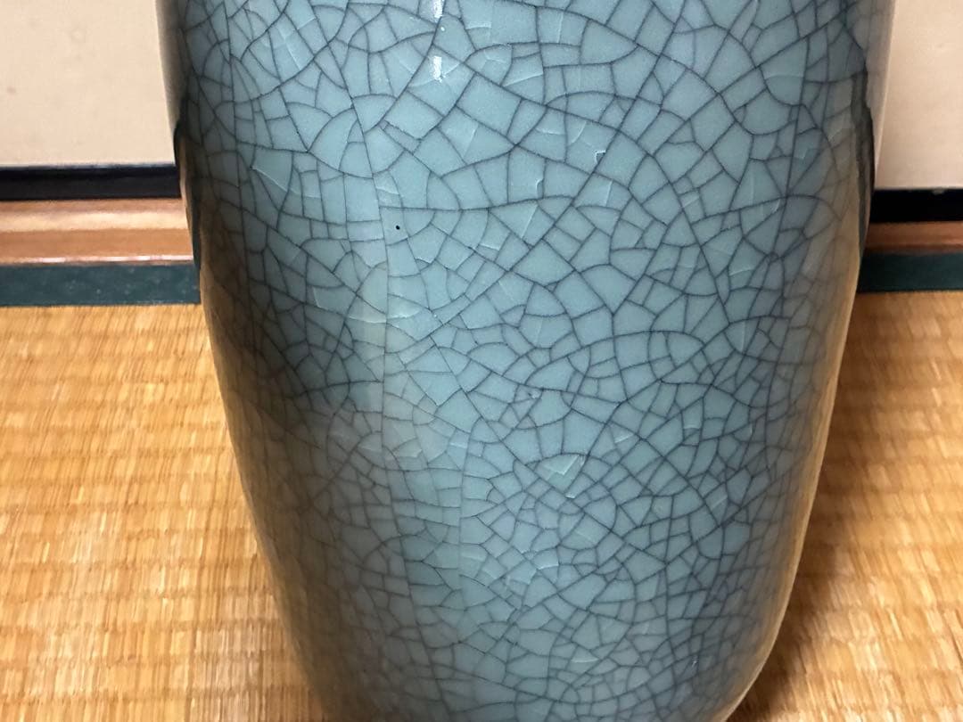 相馬焼？ひび割れ模様の青い花瓶 壺 花入 中国？