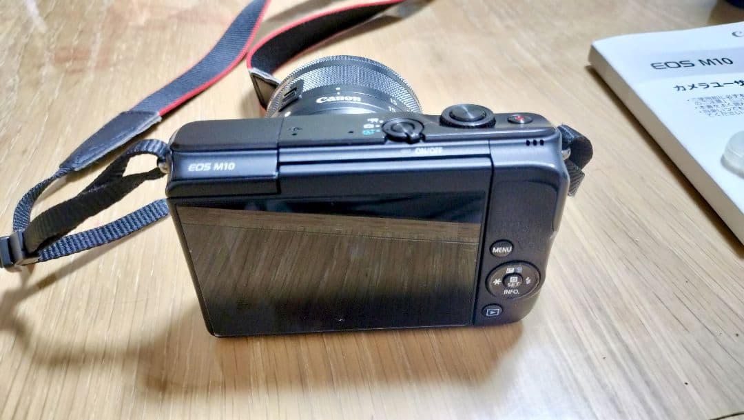 Canon EOS M10 ミラーレスカメラセット