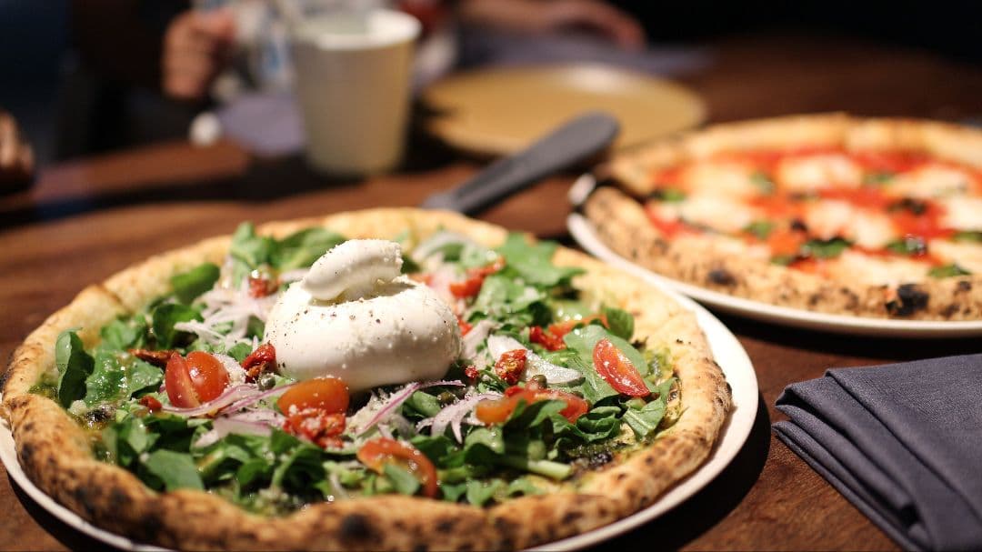 Canon EOS M10 ミラーレスカメラセット