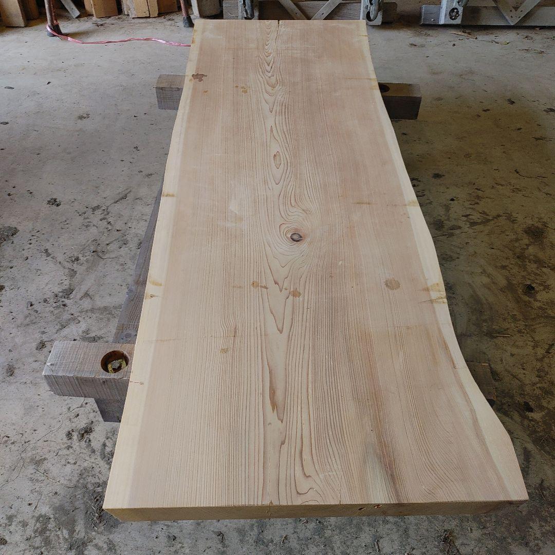 送料込み　一枚板　杉　スギ　無垢材　天板　テーブル　カウンター DIY　番号56