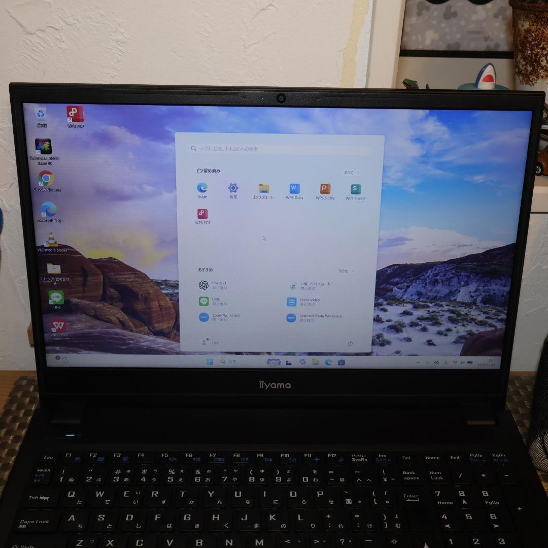 お手頃！Win11公式対応CPU/メモリ8/新品SSD/無線/カメラ/TypeC