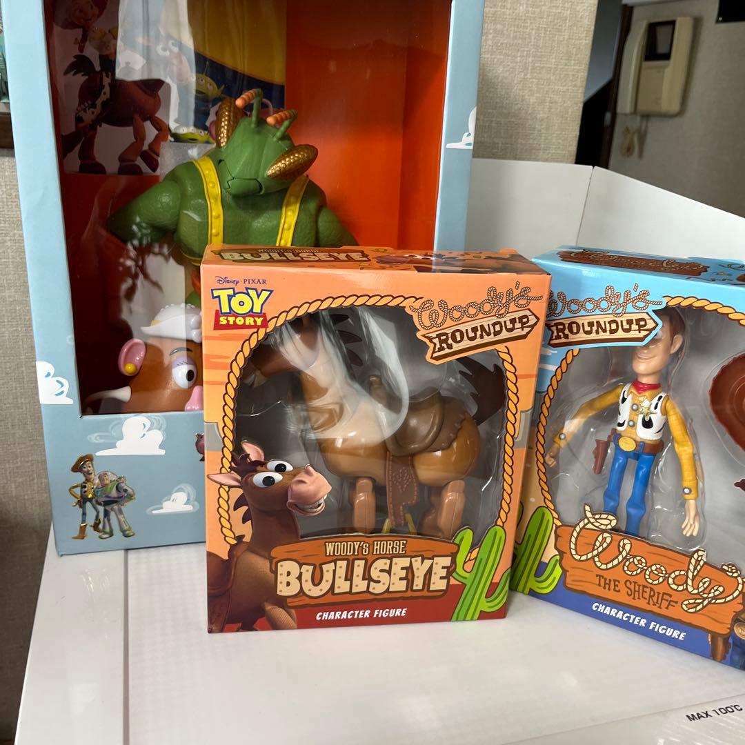 トイストーリー　ラウンドアップ ウッディ＆ブルズアイ　新品