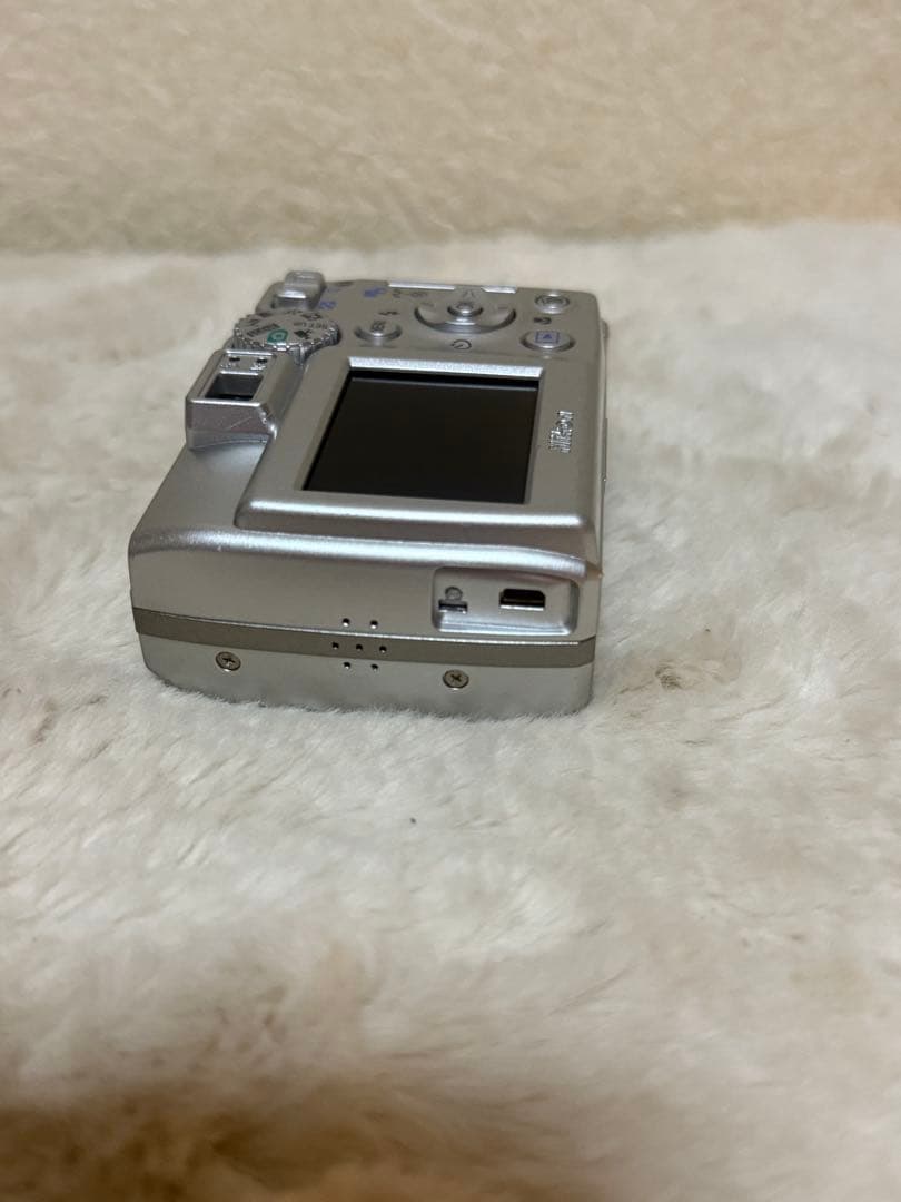 デジタルカメラ Nikon Coolpix E5600