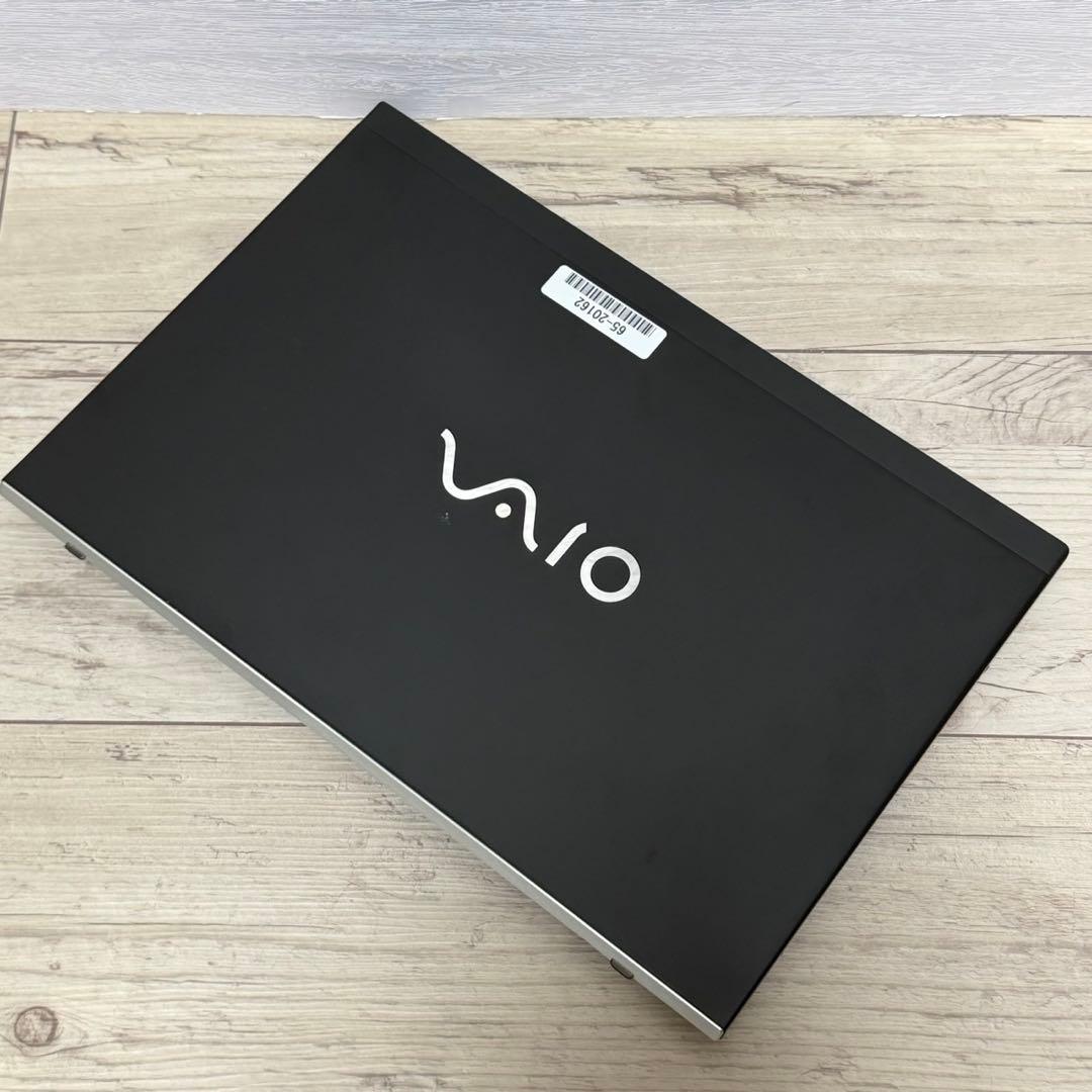 第10世代i5 VAIO Pro PG 8GB SSD256GB Office
