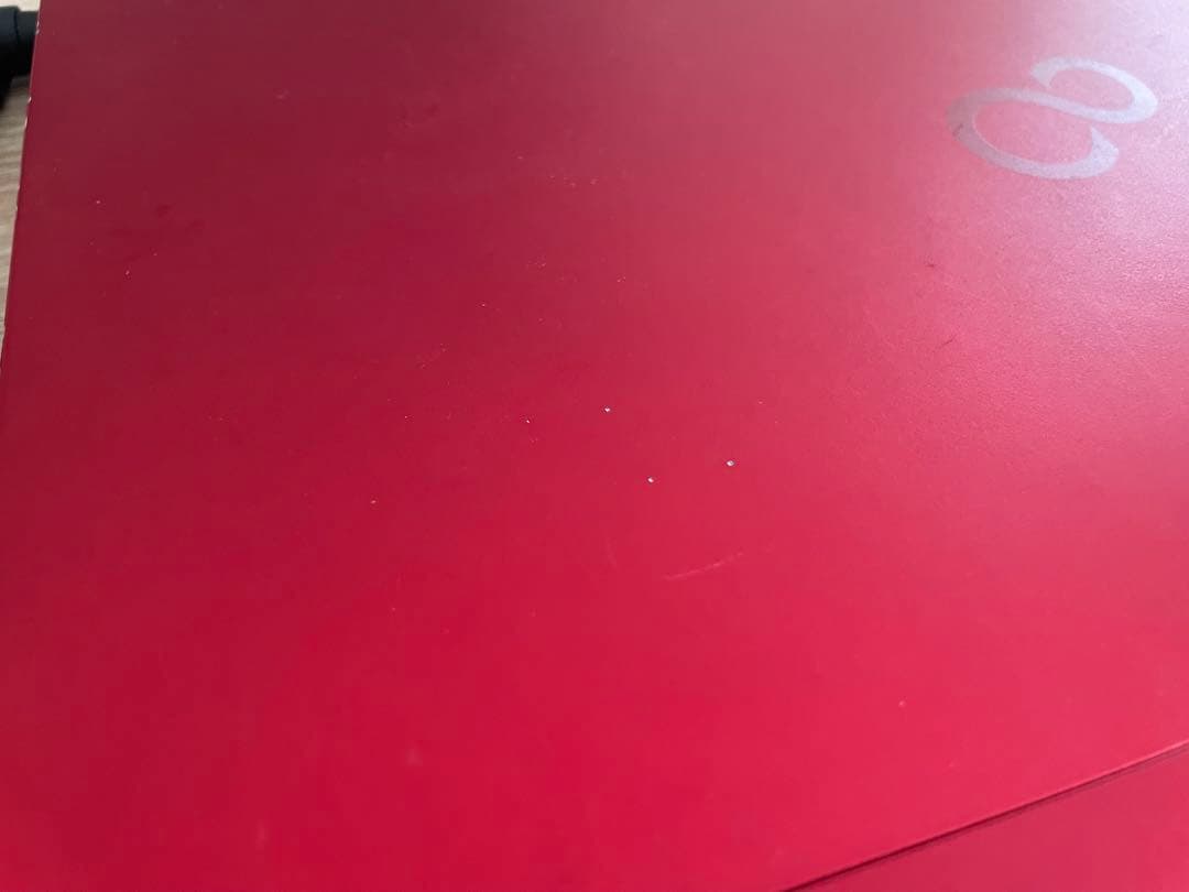 Fujitsu LIFEBOOK UH75/C3 赤【中古】【送料無料】