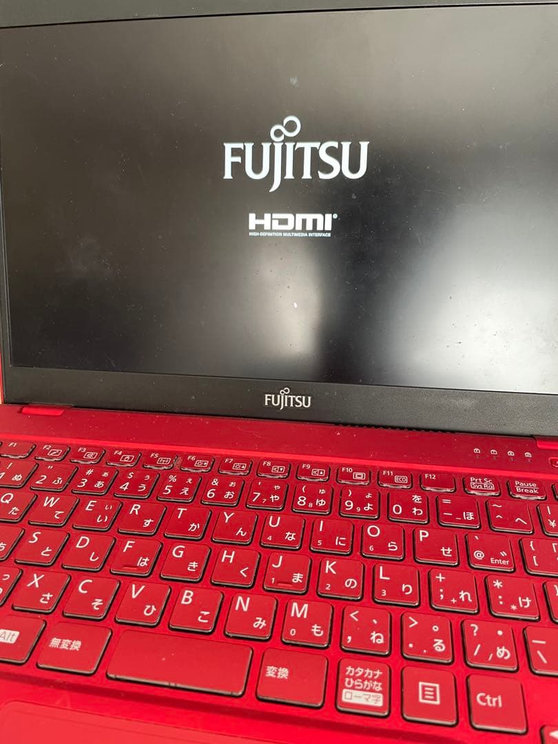 Fujitsu LIFEBOOK UH75/C3 赤【中古】【送料無料】