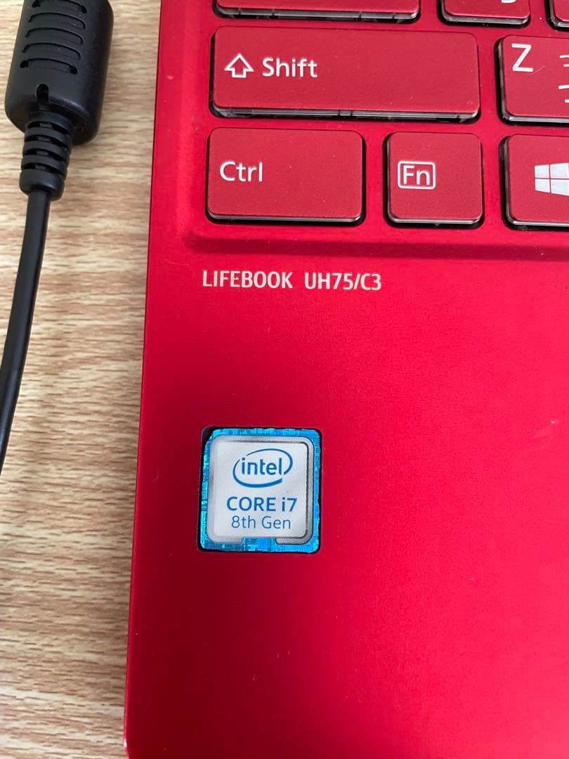 Fujitsu LIFEBOOK UH75/C3 赤【中古】【送料無料】