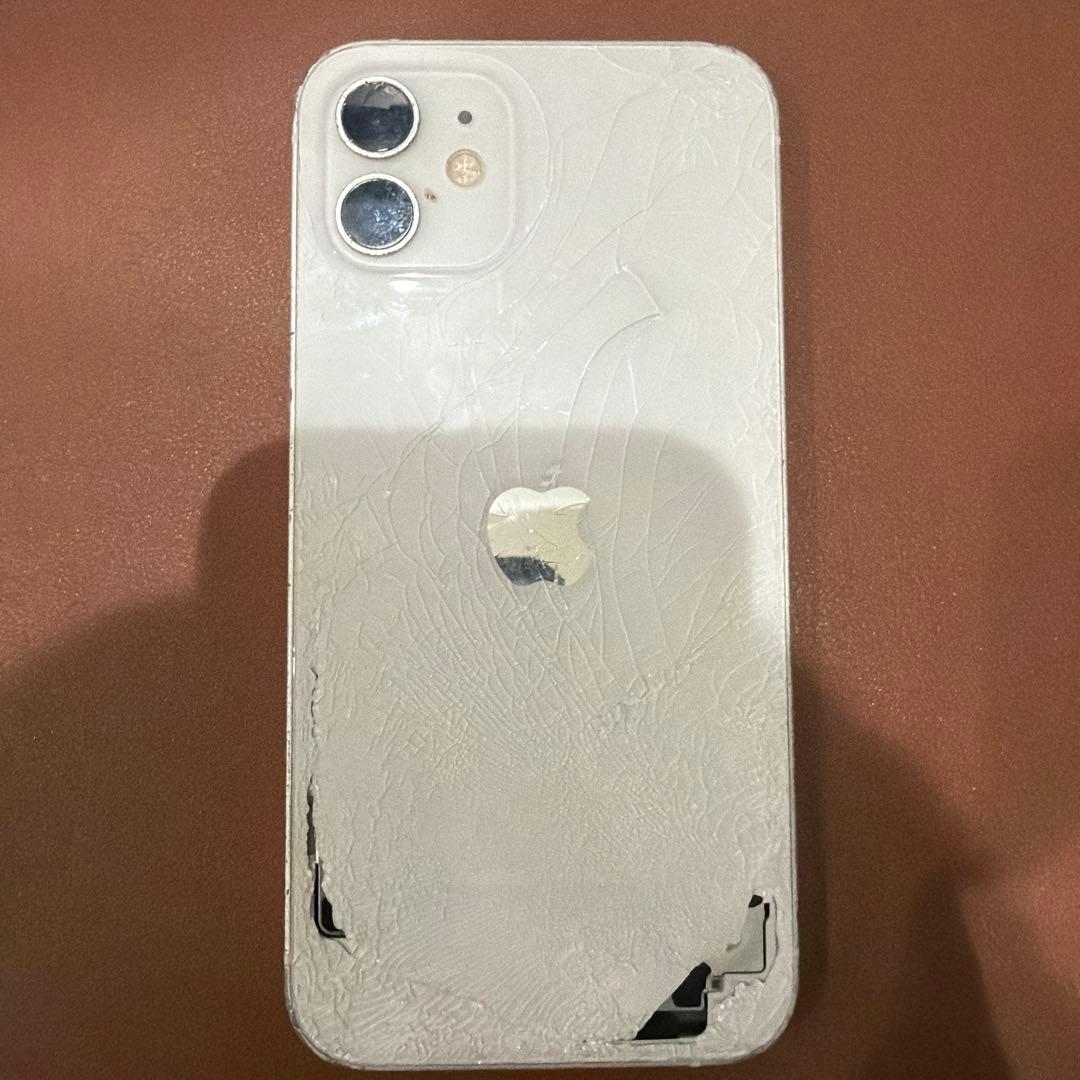 【ジャンク品】iPhone 12 ホワイト 64GB