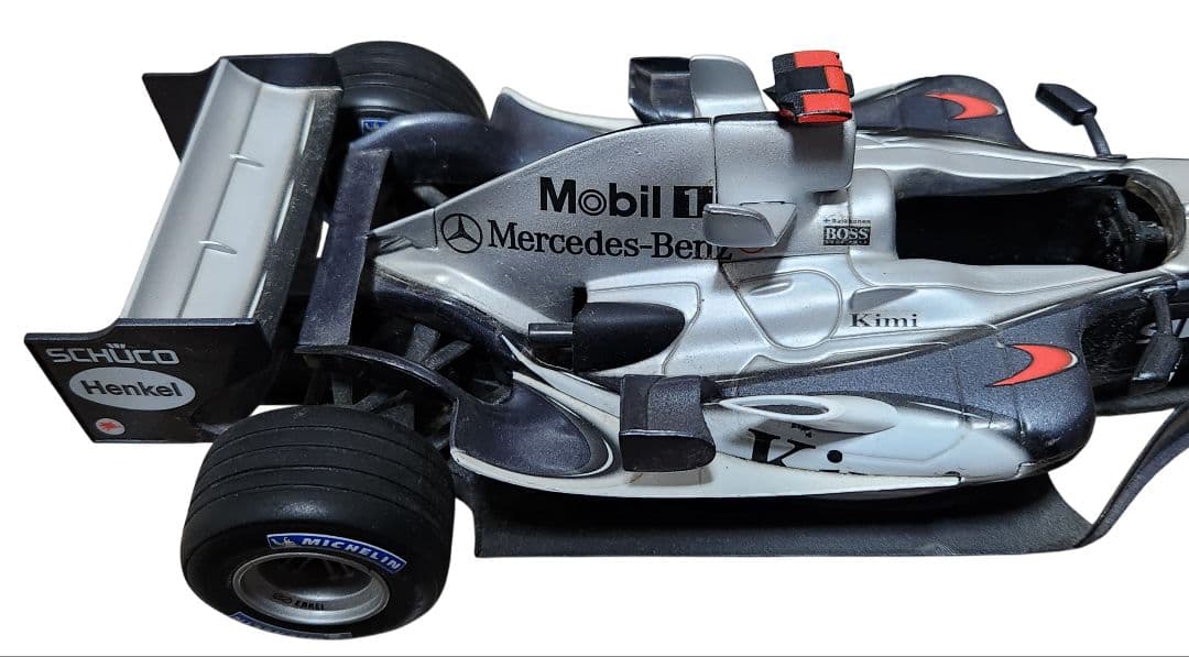 1/18 McLaren MP4-20 Kimi Räikkönen