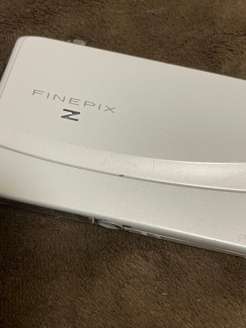 デジタルカメラ FUJIFILM FinePix Z900EXR