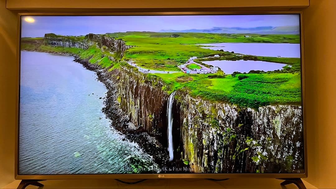 4K対応 Wi-Fi アプリ多数 43インチ液晶テレビ LG 43UJ6100