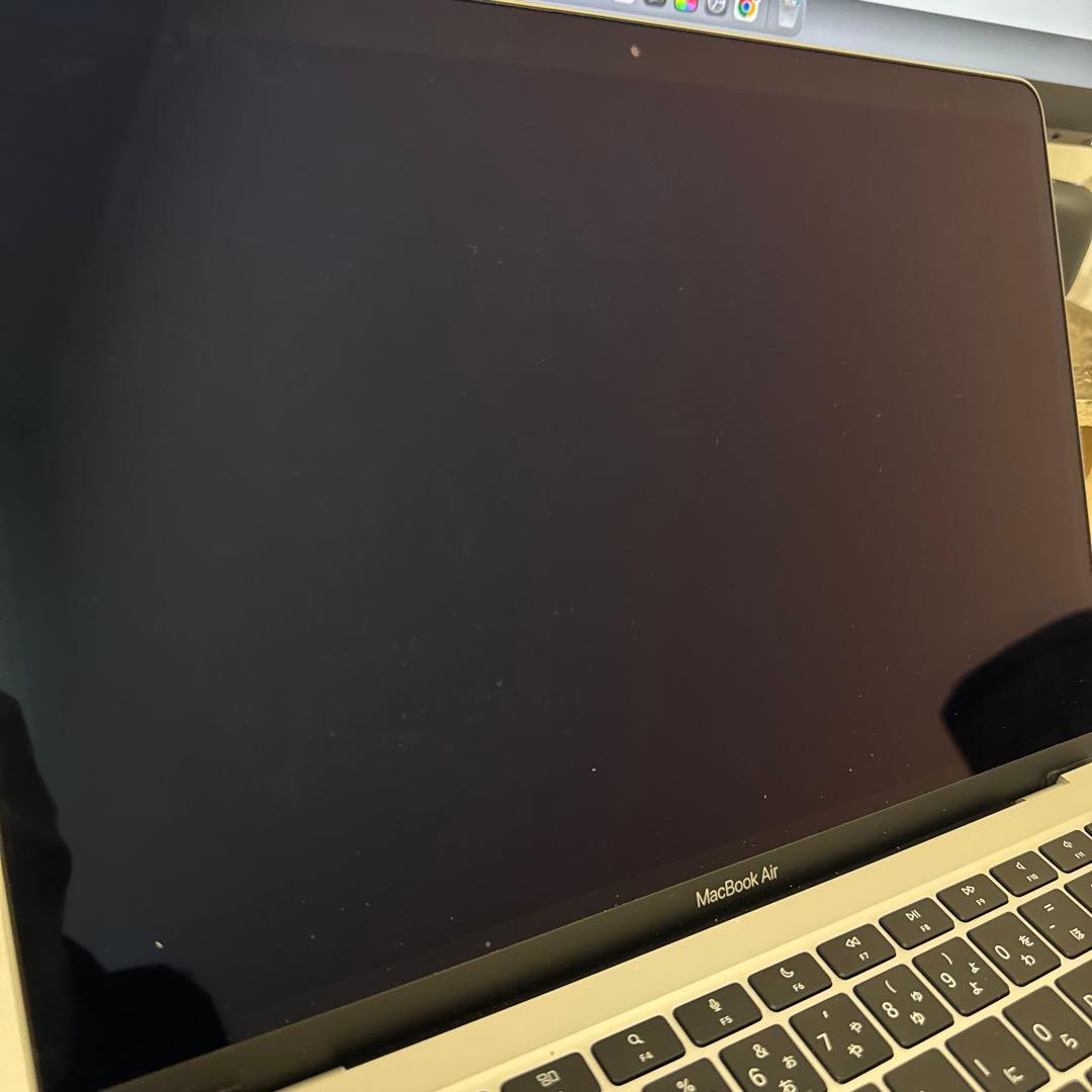 【美品】M1 MacBookAir 13.3インチ 8GB 256GB、充電器有
