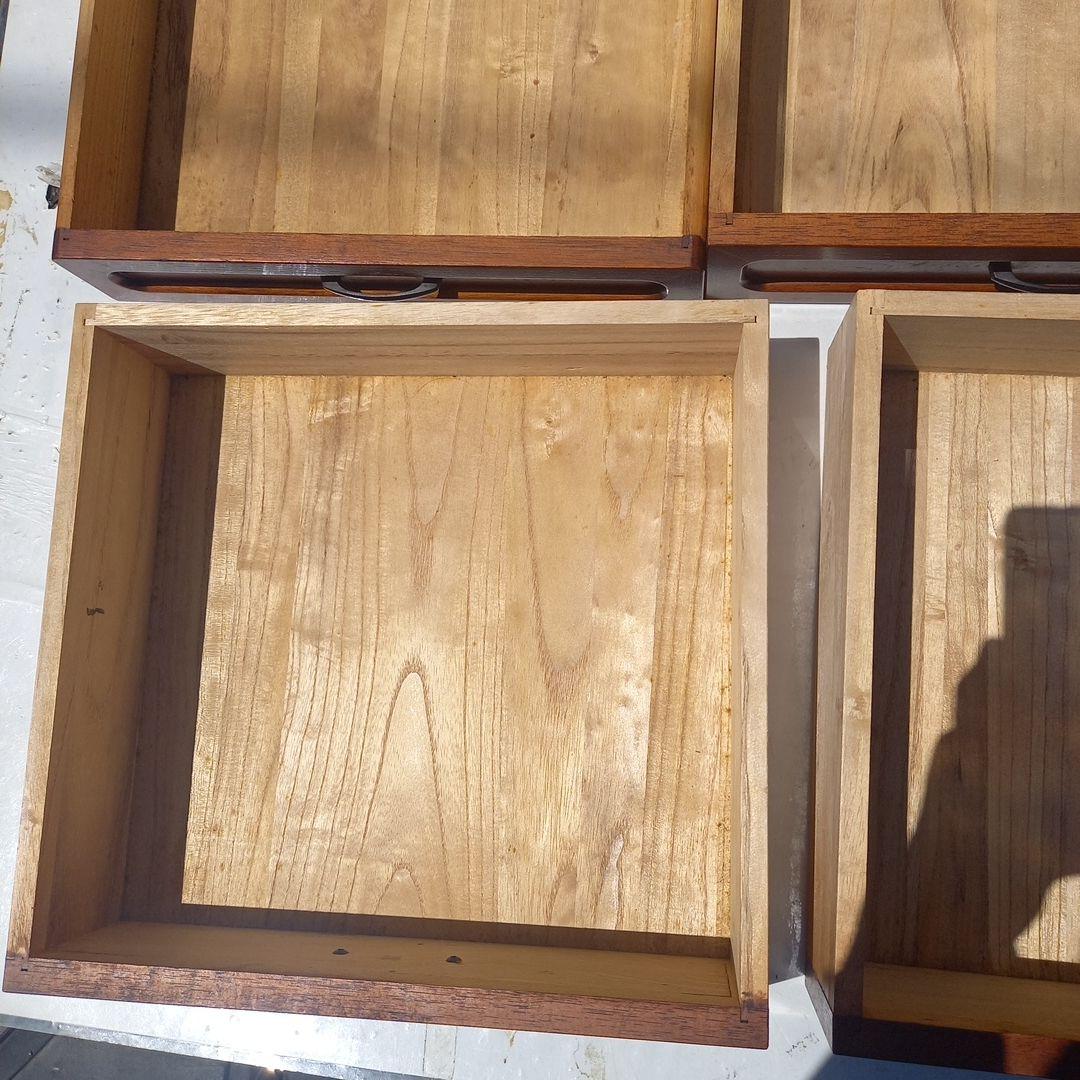 民芸調﨔材縦長引出し箱