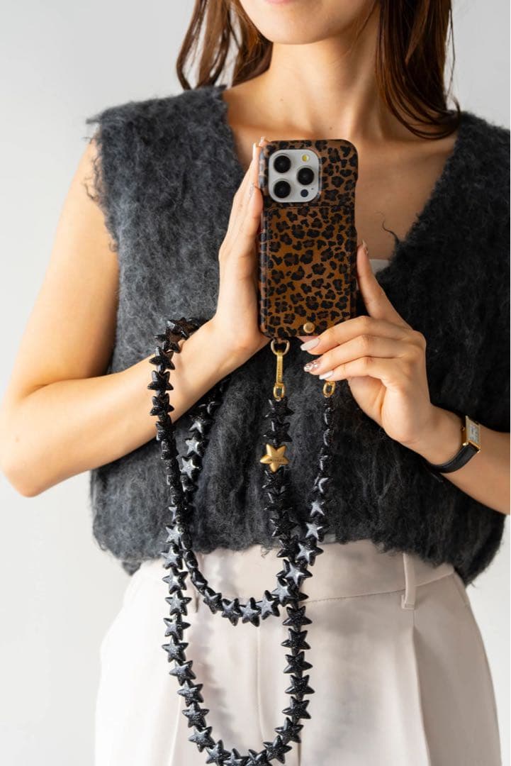LOUVINI PARIS LOU LEOPARD iPhone16 ケース