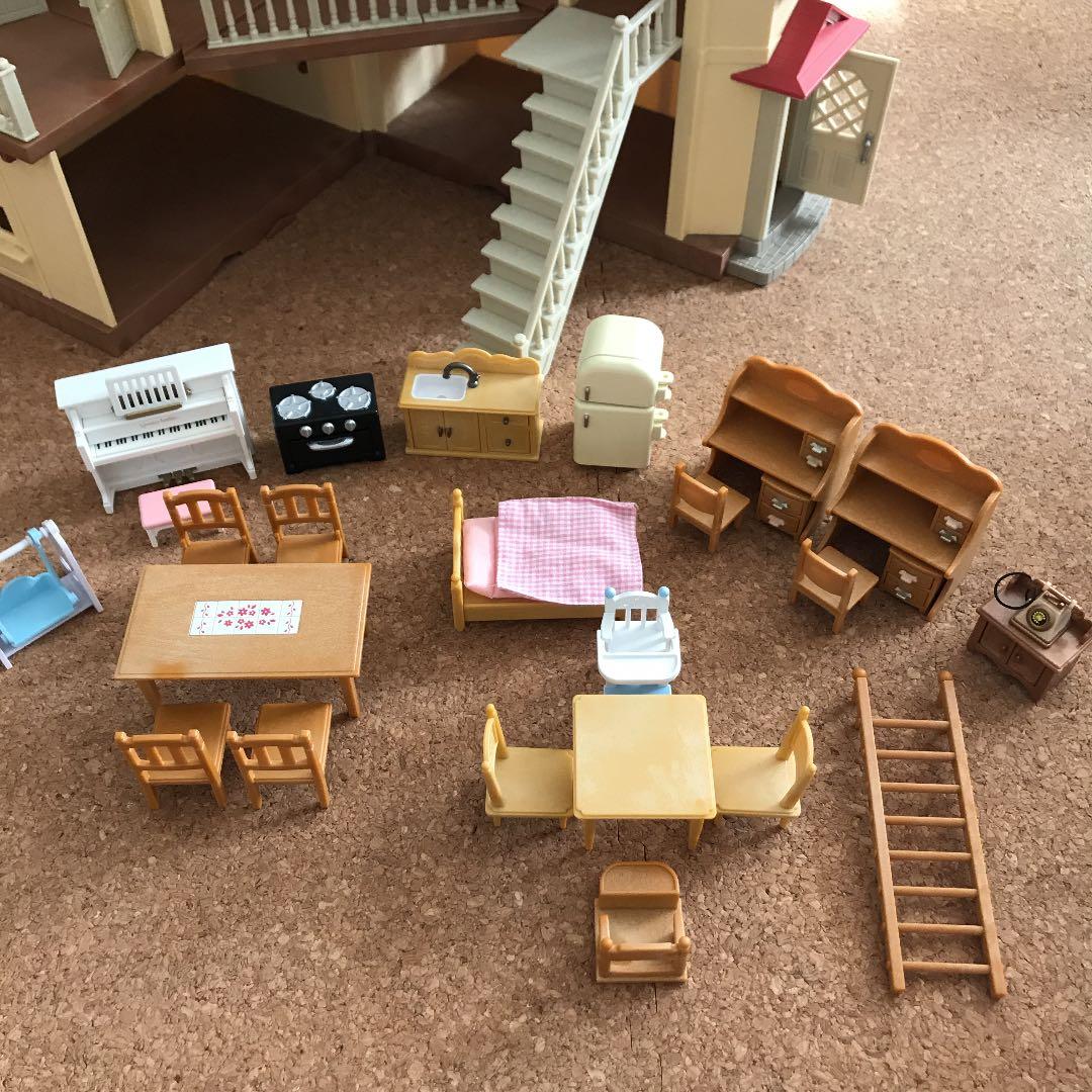 シルバニアファミリーあかりの灯る大きな家