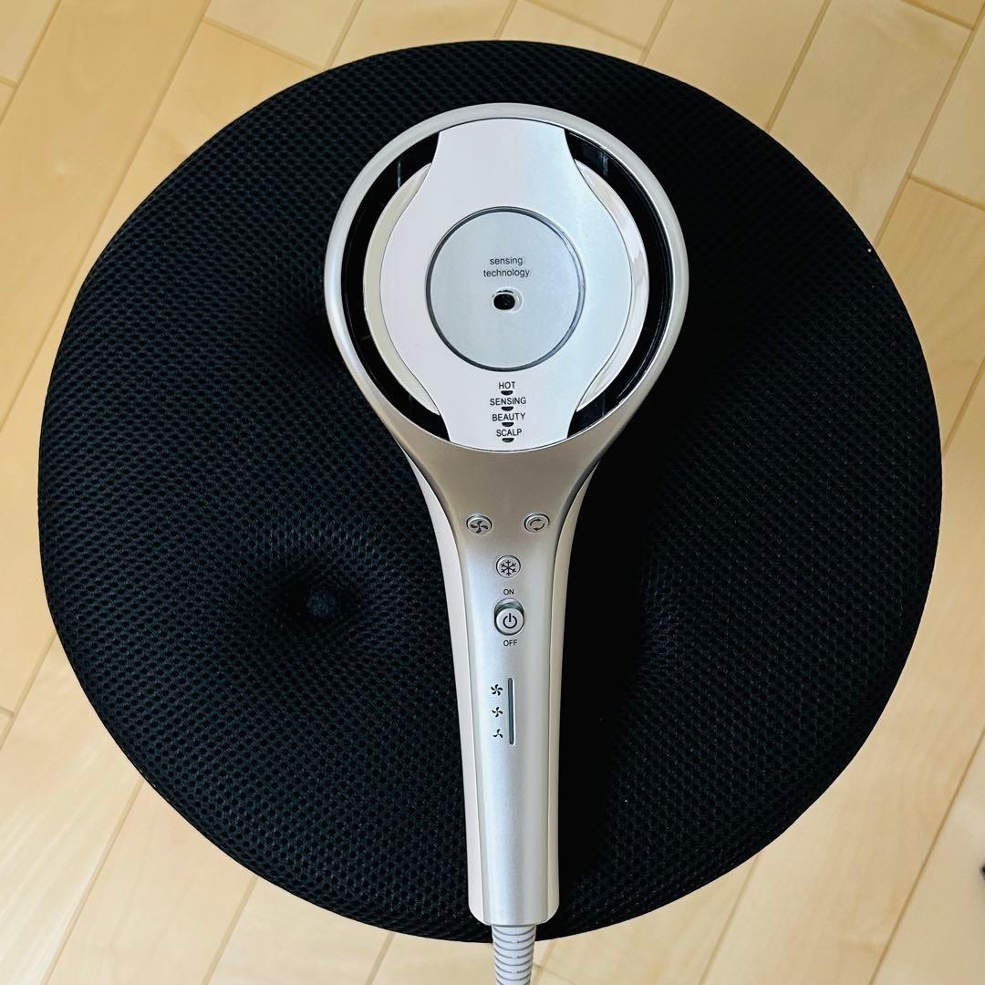 お値下げしました！美品 SHARP IB-WX1 シャープヘアドライヤー
