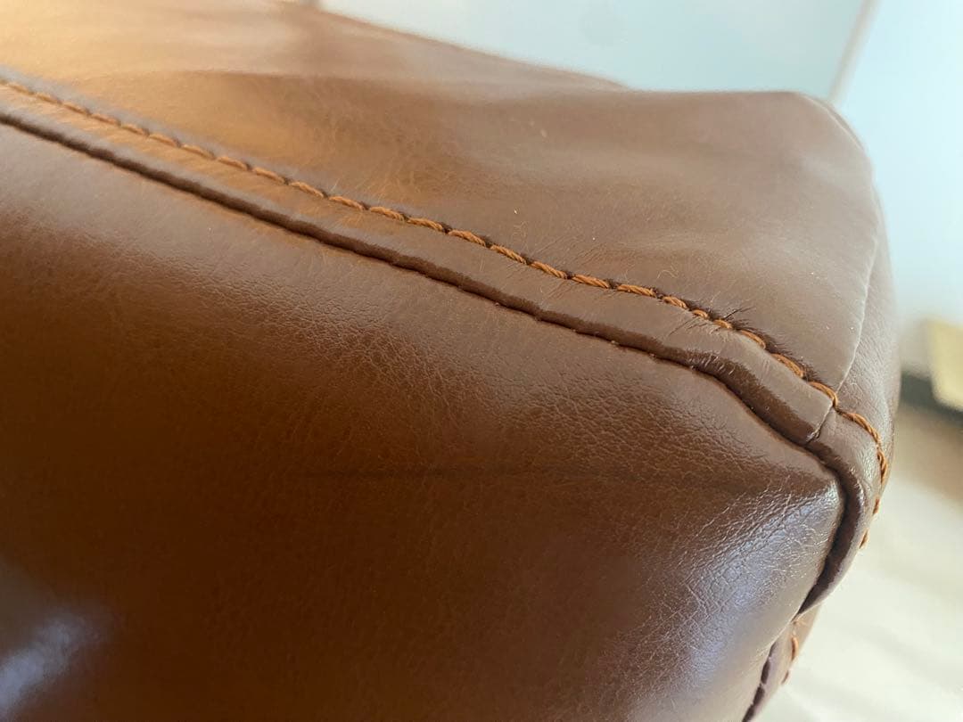 送料込み！ 3人掛けソファ　合成皮革　フェイクレザー