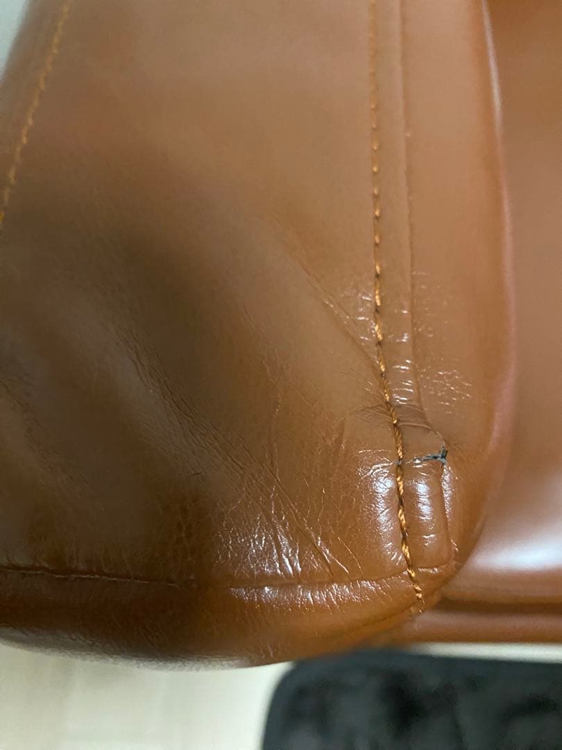 送料込み！ 3人掛けソファ　合成皮革　フェイクレザー