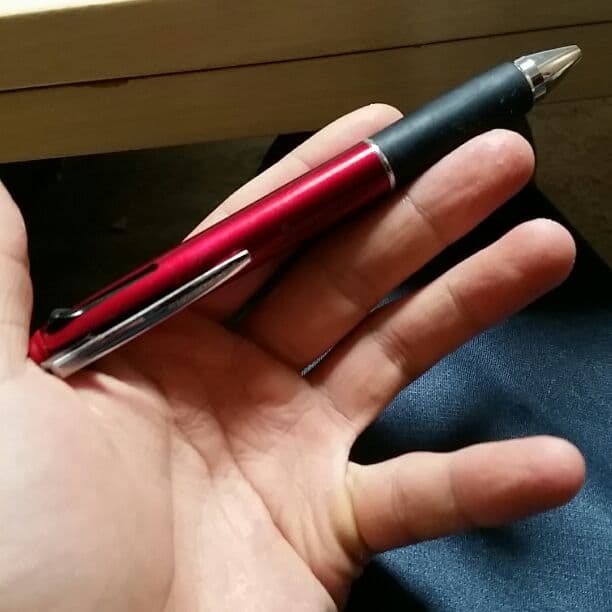 ものすごくキレイに書けるシャーペン）、!!、（チョーお買い得）