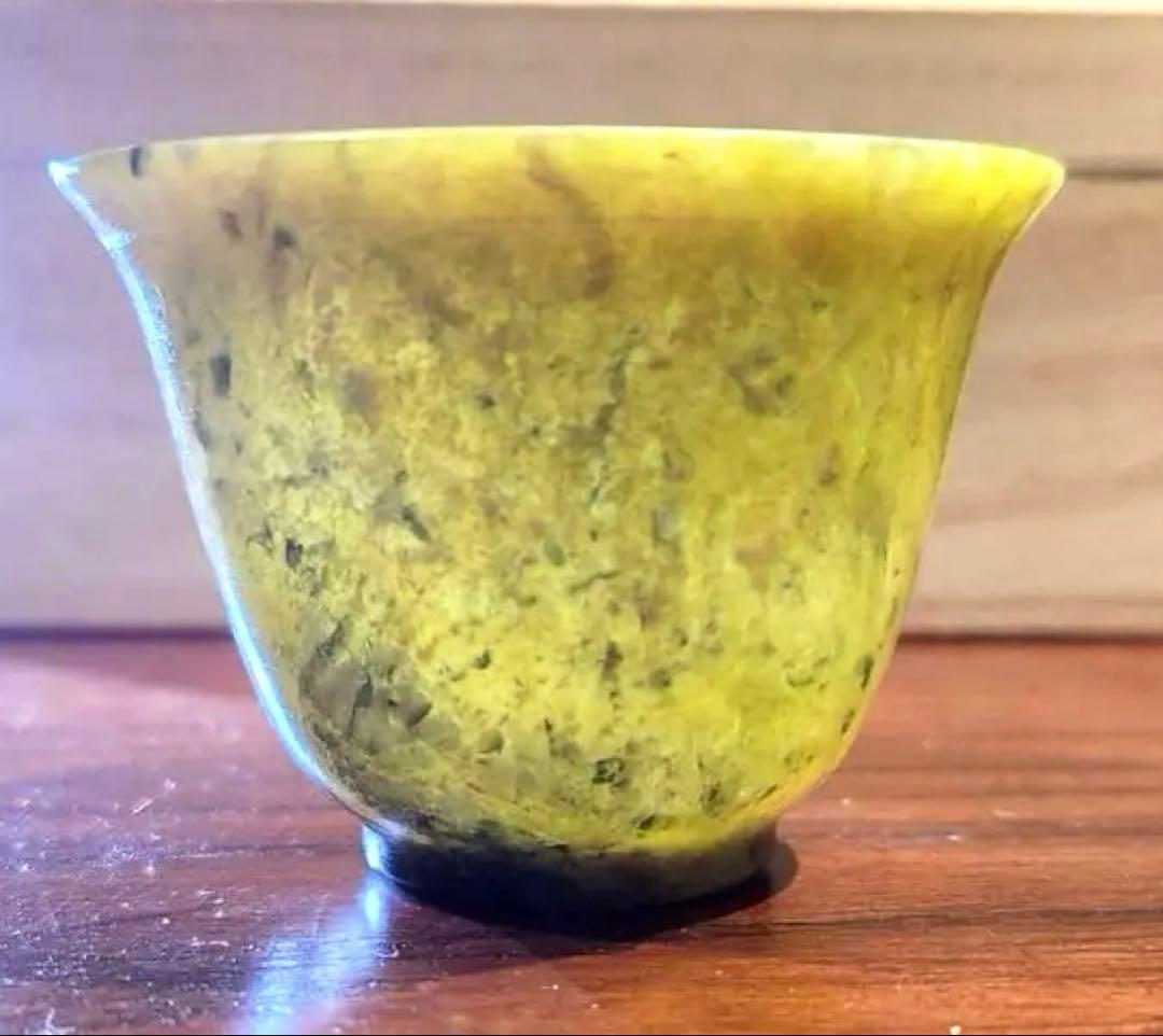 玉杯　一対　湯呑み　酒器　天然石　中国美術