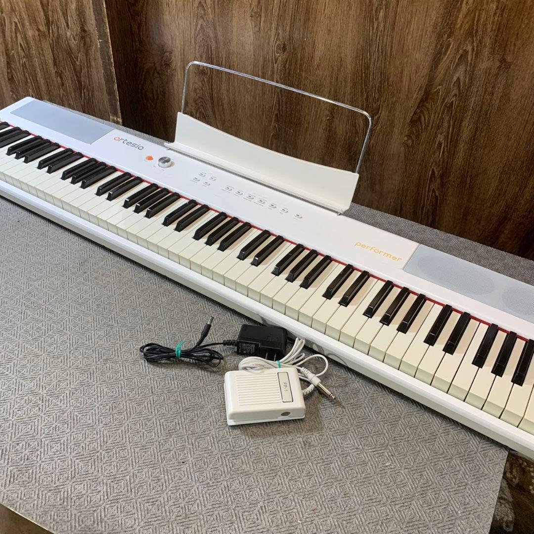 I840\" artesia アルテシア 88鍵キーボード performer