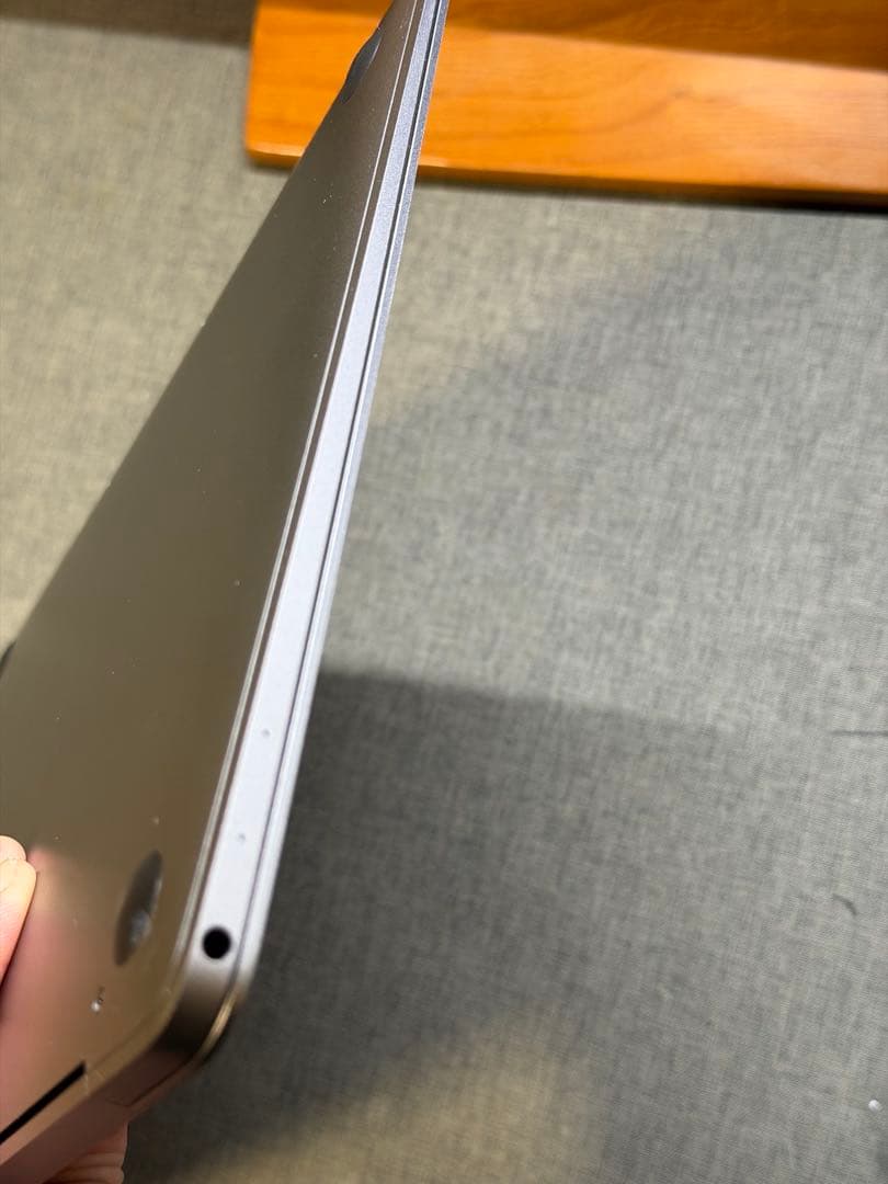 最上位　MacBook 12インチ i7 16/ 512 office