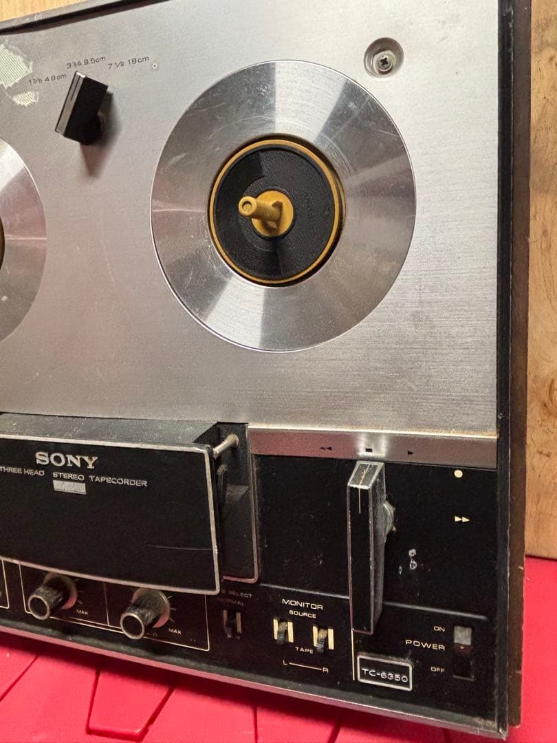 ポータブルプレーヤー SONY THREE HEAD STEREO TAPECORDER