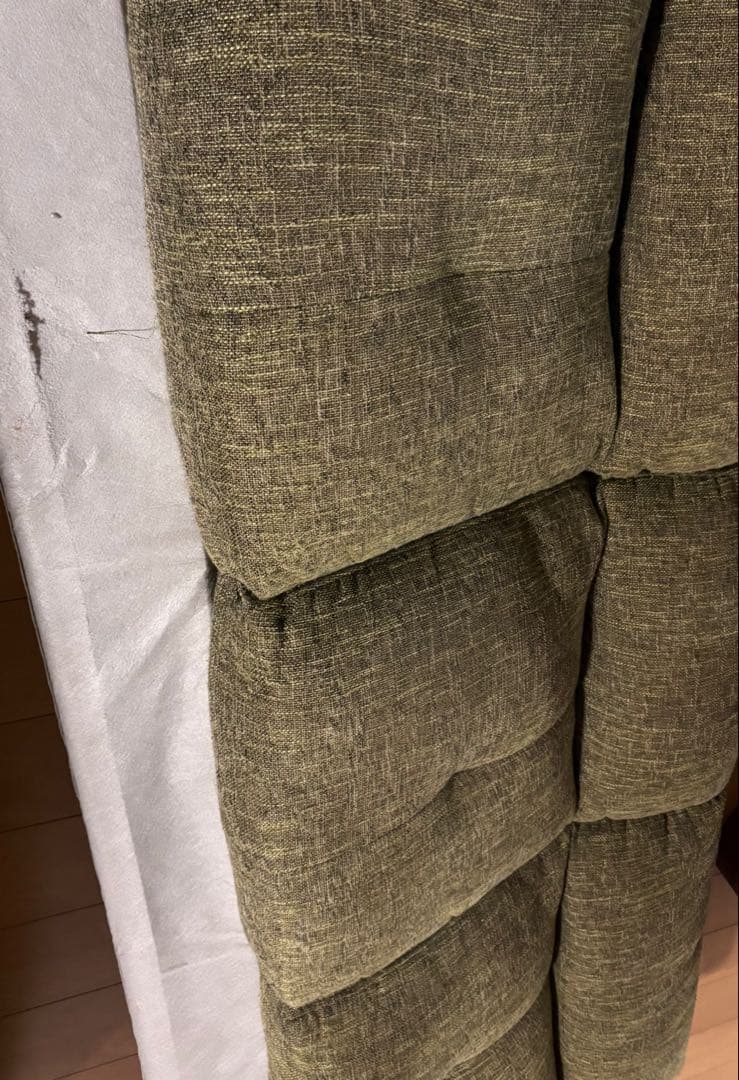 オリーブグリーン 布製モダンソファ