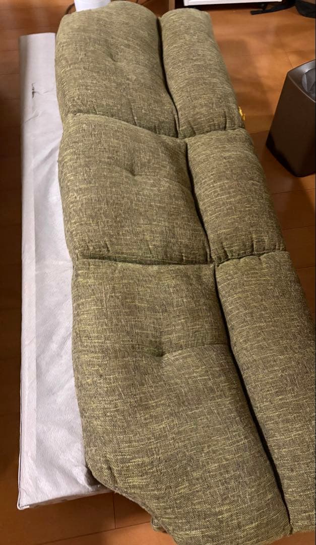オリーブグリーン 布製モダンソファ