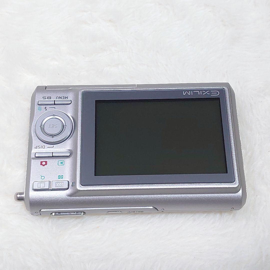 ✨美品✨CASIO EXILIM EX-Z75 シルバー 動作品 デジカメ