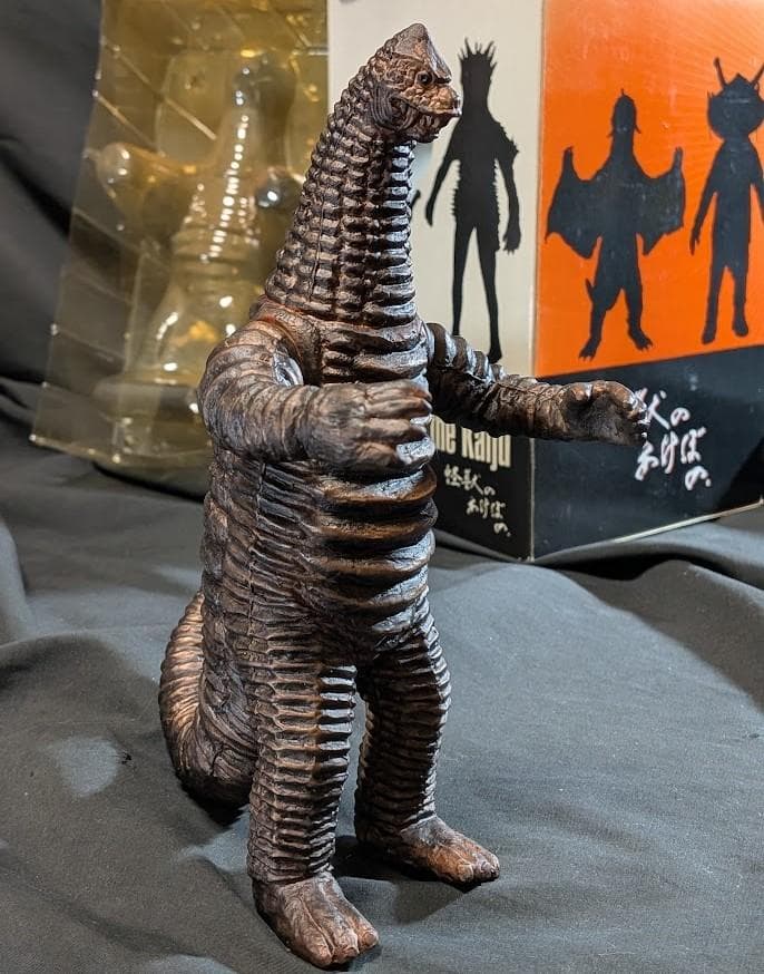幻のレッドキング（「怪獣のあけぼの」特典フィギュア）赤銅色バージョン