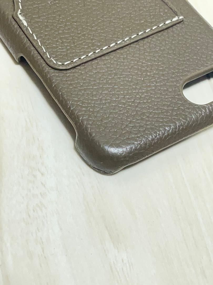 ほぼ未使用 DEMIU デミュウ エトープ iPhone SE スマホケース