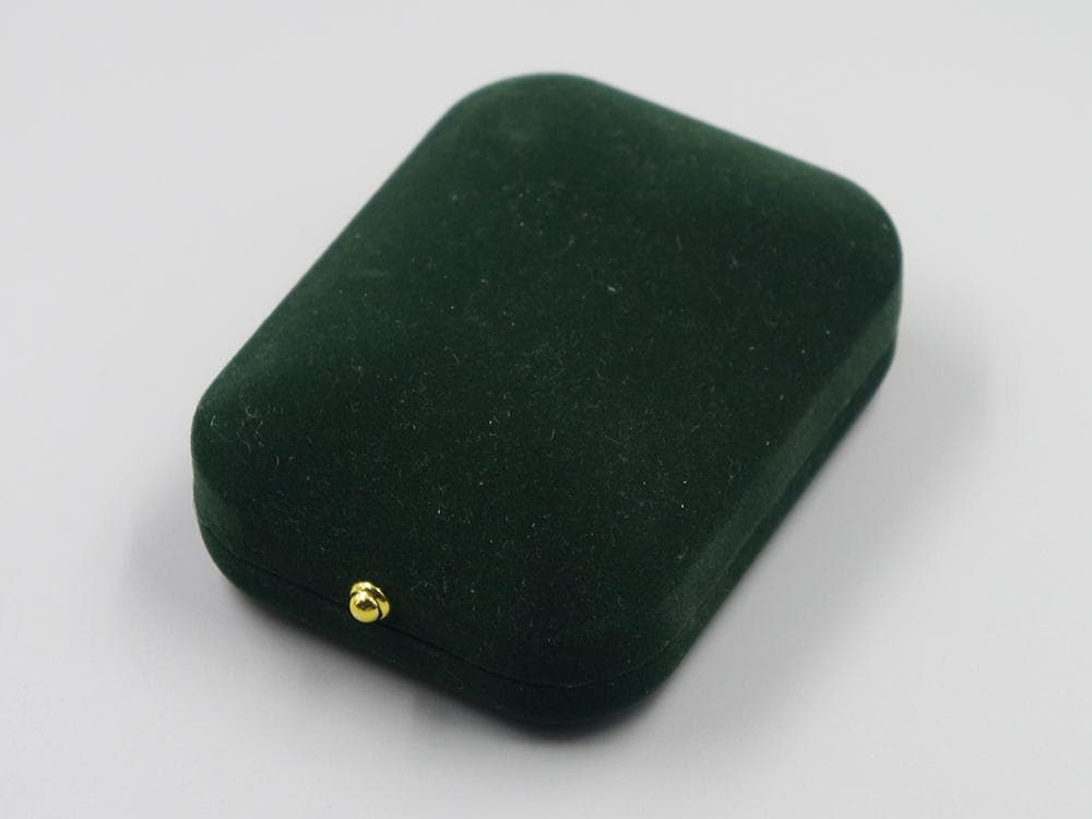 【玉】　★ 玉器 翡翠彫件 ★　Ａ等級　重量5.45g 直径2.2cm　鑑定書付