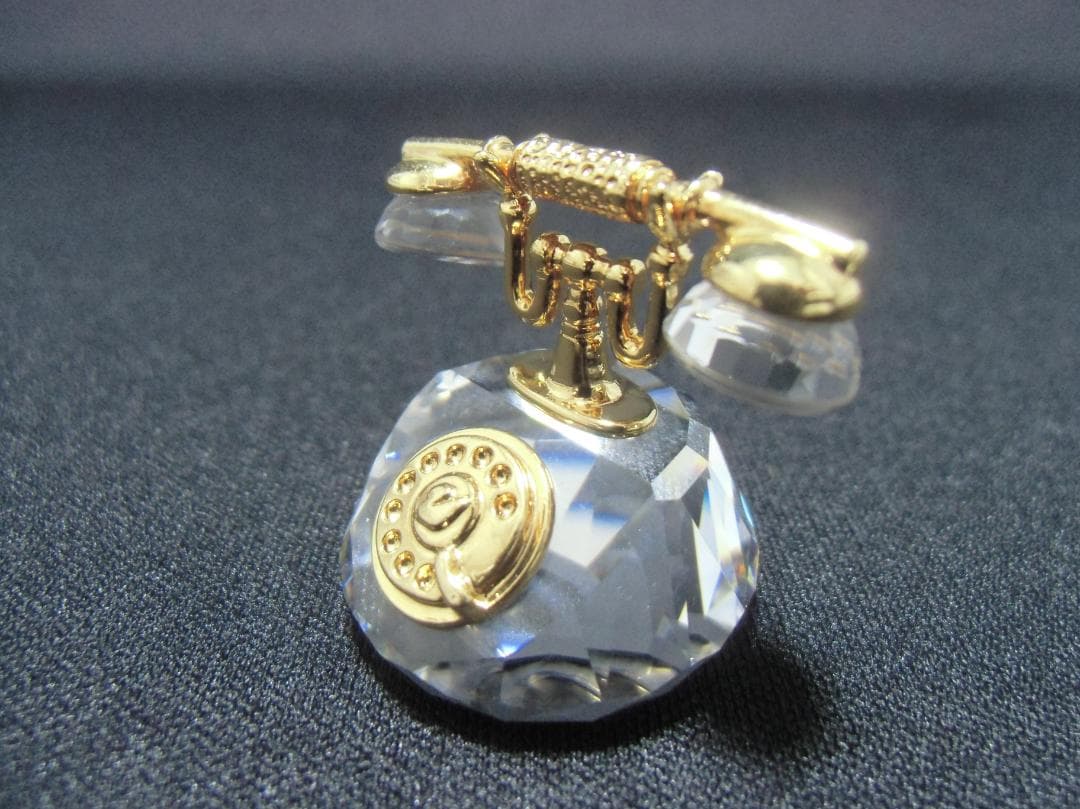 SWAROVSKI カットクリスタル 電話型置物　A039