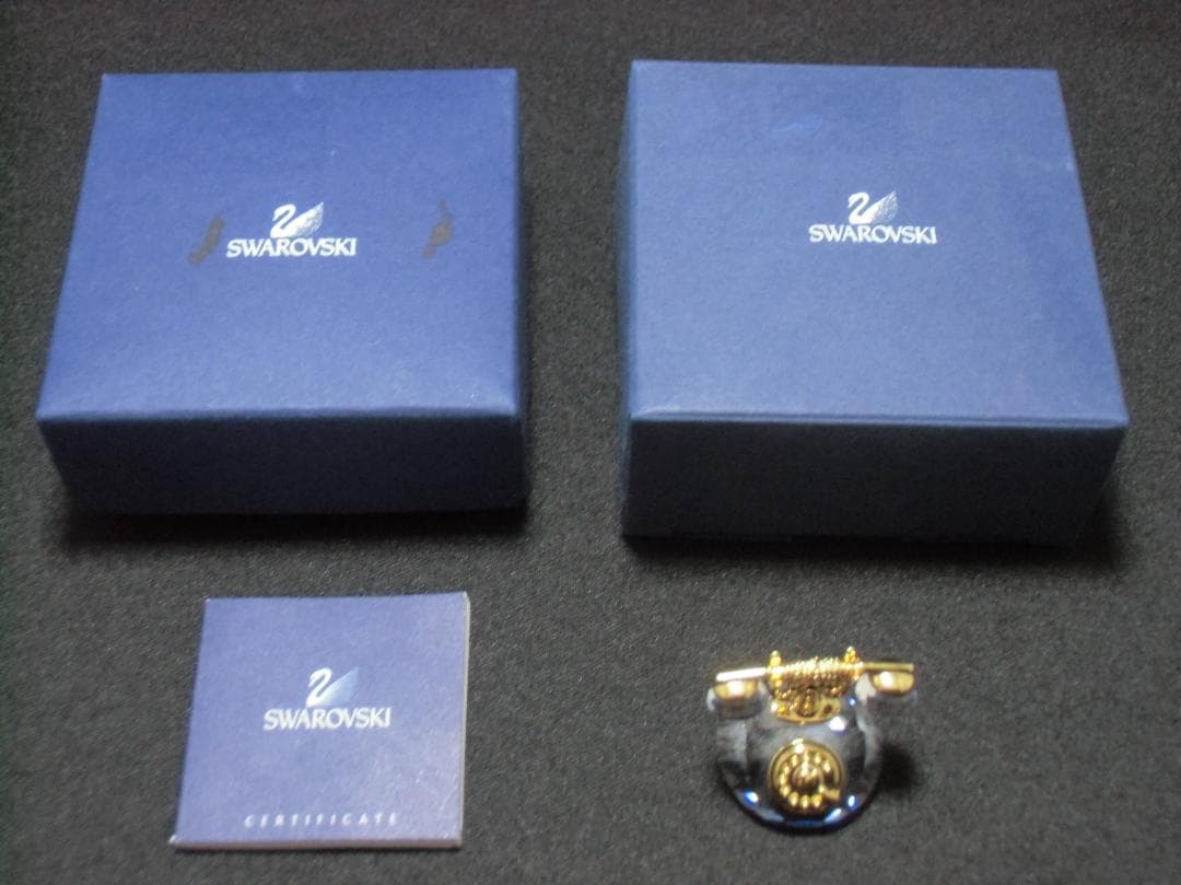 SWAROVSKI カットクリスタル 電話型置物　A039