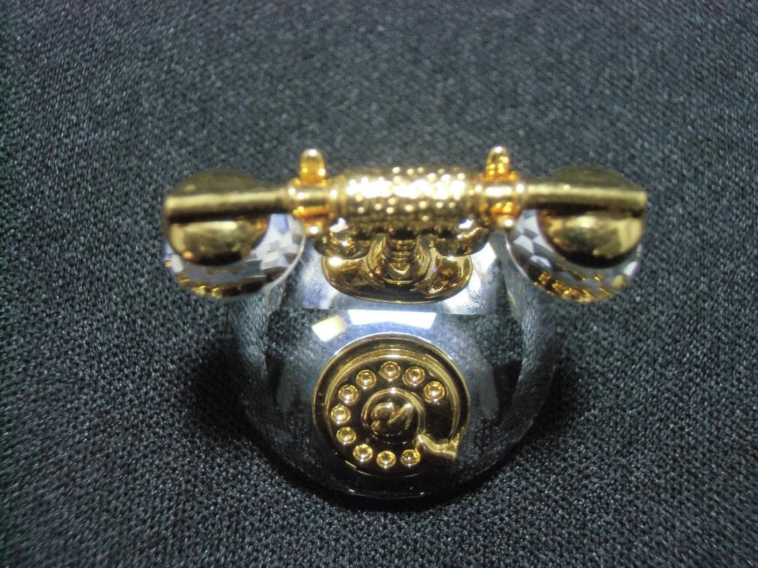 SWAROVSKI カットクリスタル 電話型置物　A039