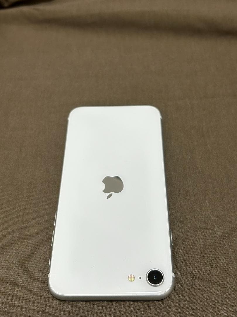*特価*Apple iPhone SE(第2世代)ホワイト 白 バッテリー86%