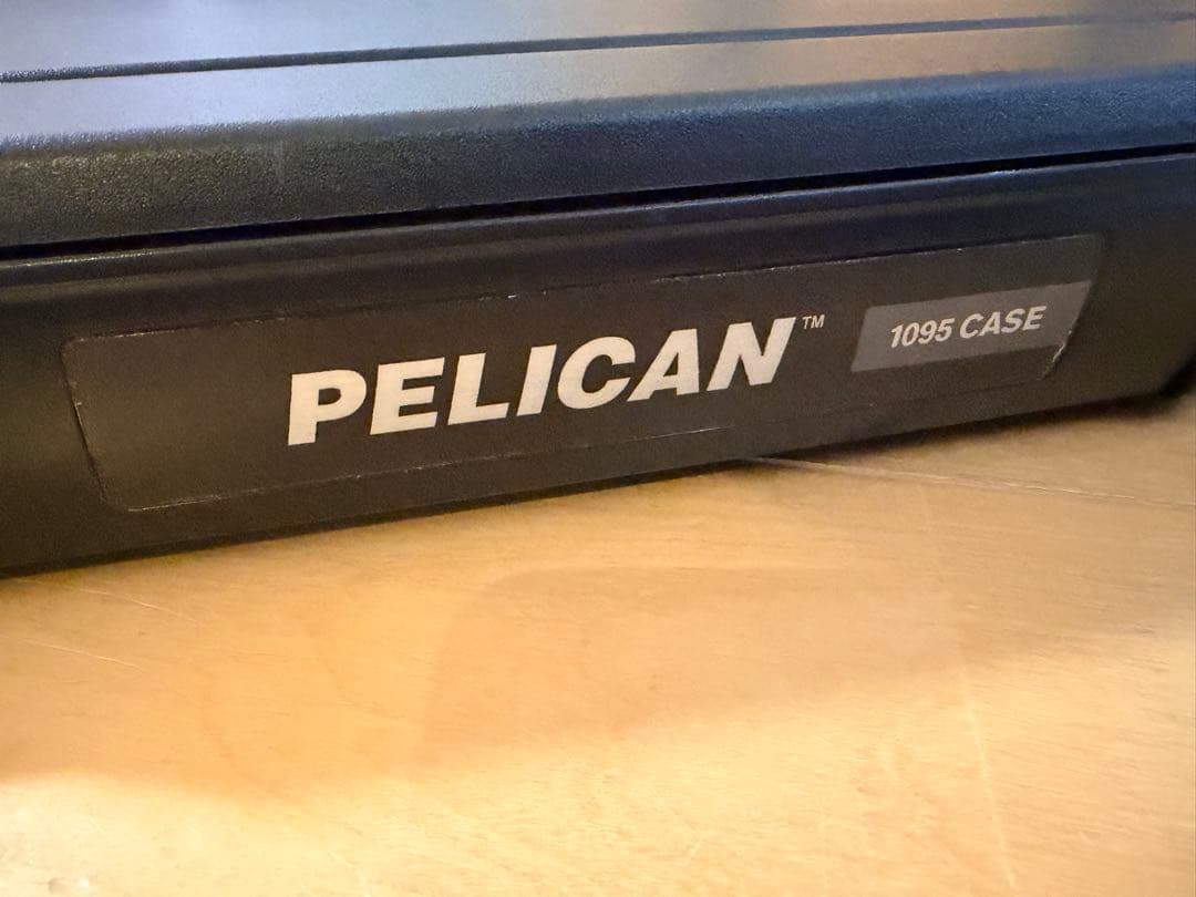 新品同様　PELICAN 1095 ノートPCケースペリカンiPadレッツノート