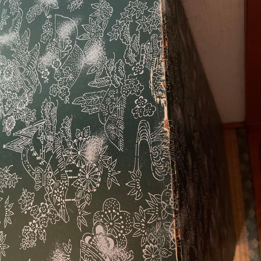 昭和レトロ　木製花柄チェスト 4段緑色　和箪笥