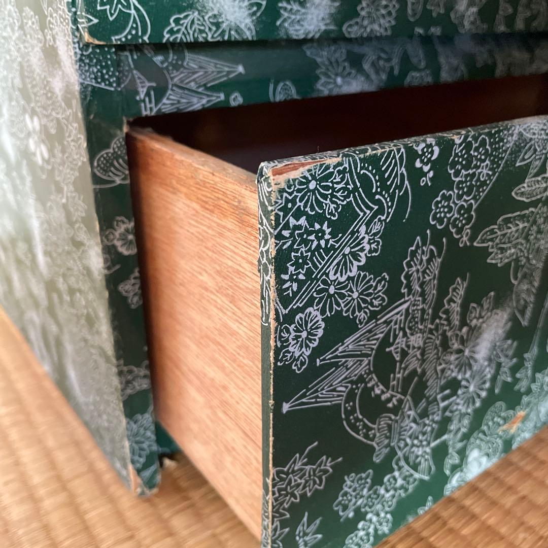 昭和レトロ　木製花柄チェスト 4段緑色　和箪笥