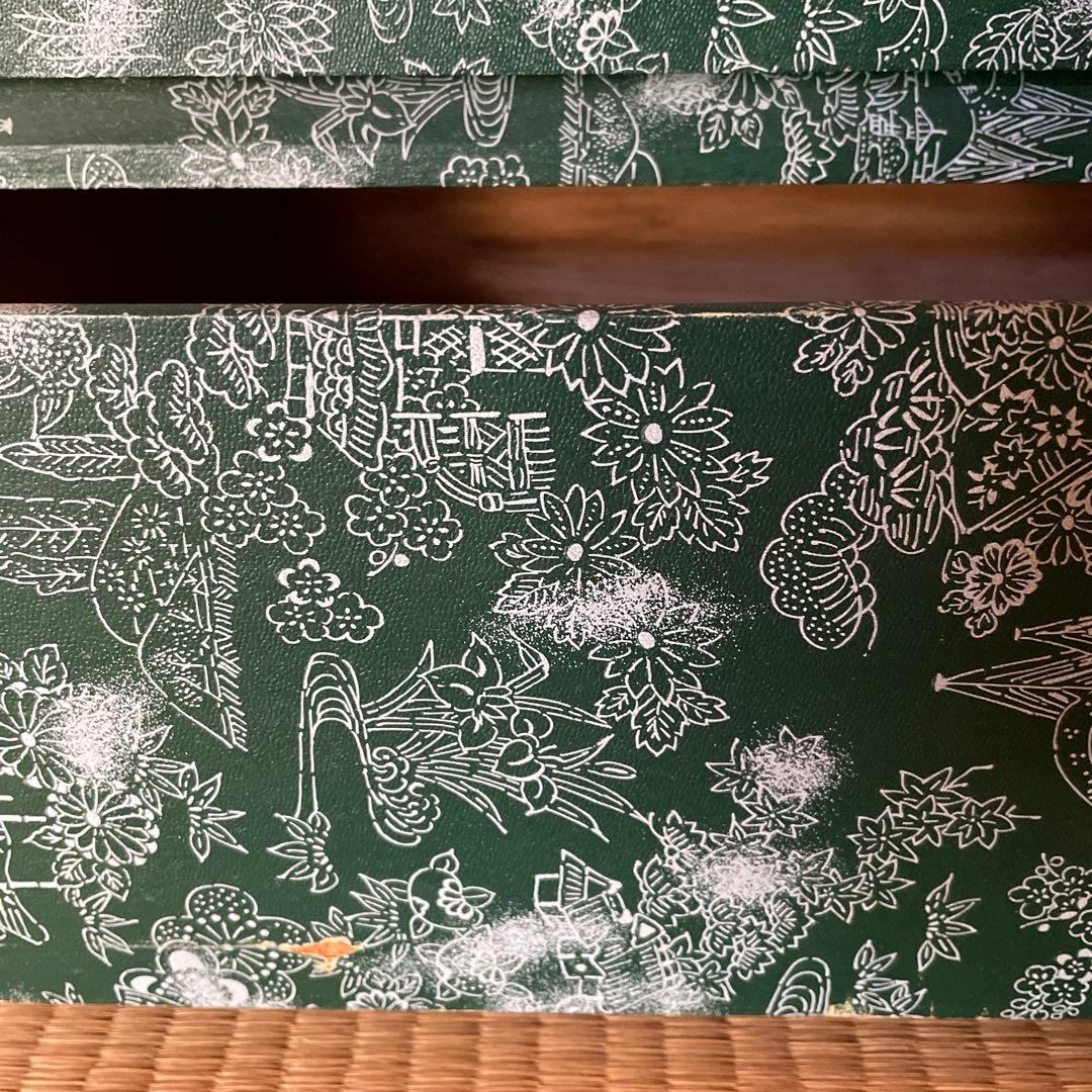 昭和レトロ　木製花柄チェスト 4段緑色　和箪笥