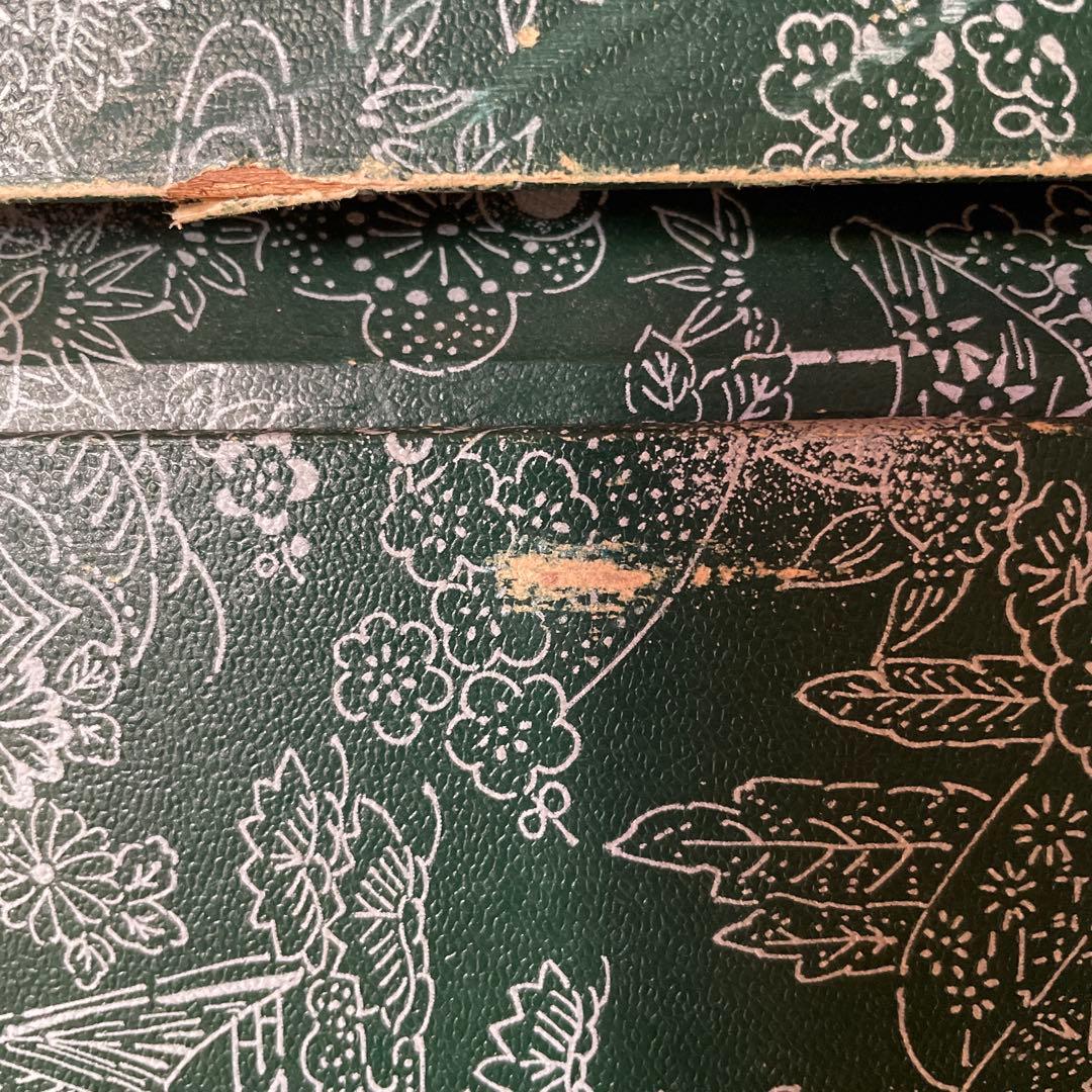 昭和レトロ　木製花柄チェスト 4段緑色　和箪笥