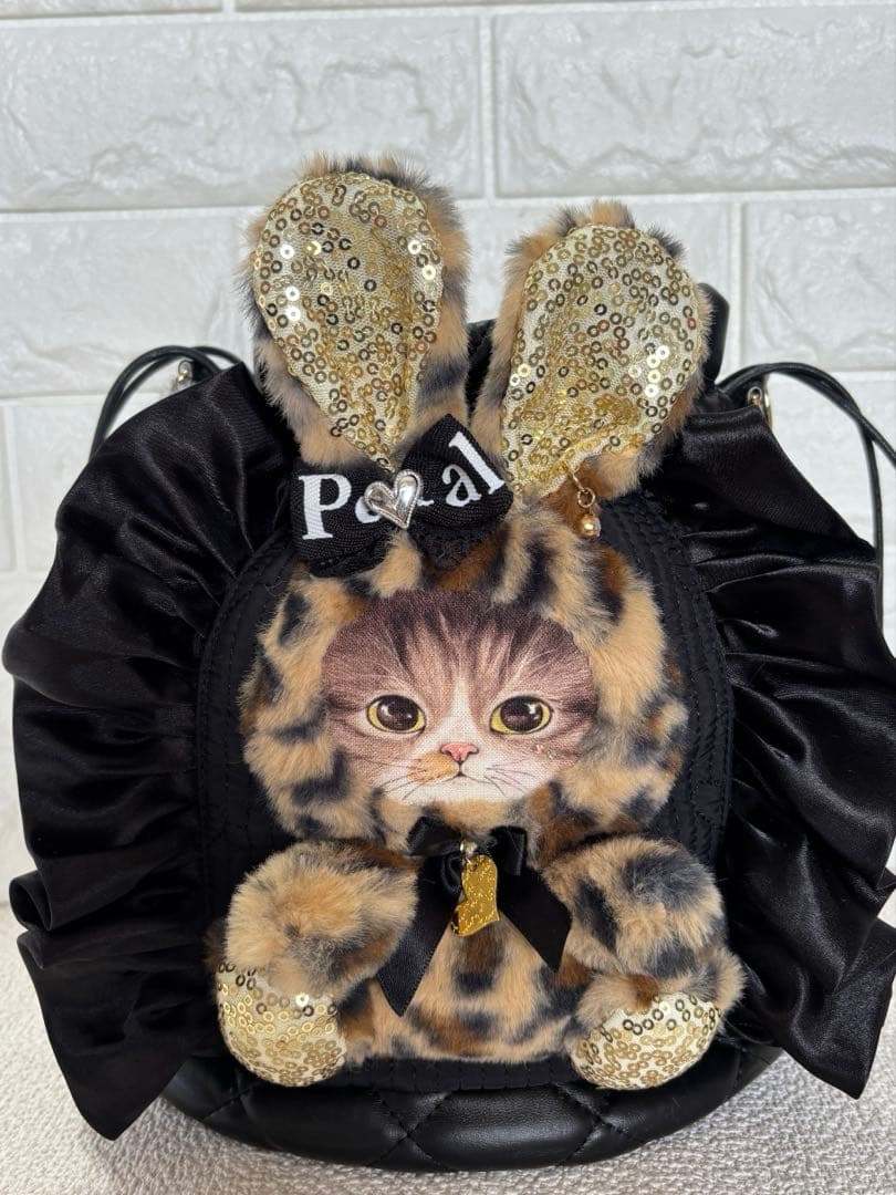 黒*こ様 コヤンイサムチョン　ハンドメイド　丸底ファー巾着バッグ　ヒョウ柄うさち