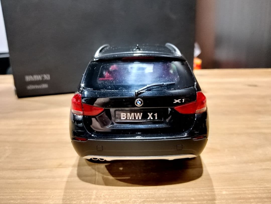 1/18 京商　 X1 xDrive28i ミニカー　サファイアブラック